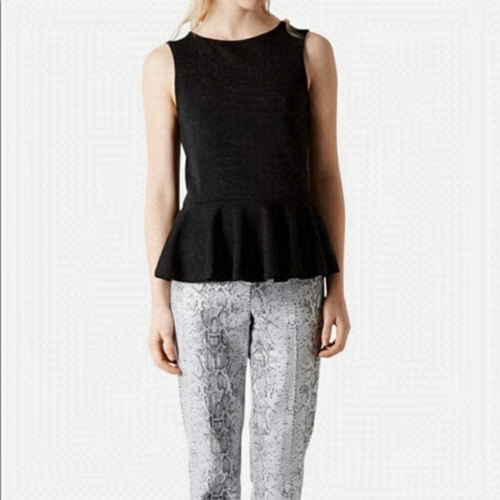 Topshop Sleeveless Peplum Top, size 6P